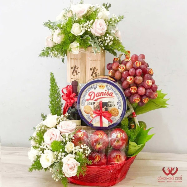 Lễ vật dạm ngỏ, đám nói