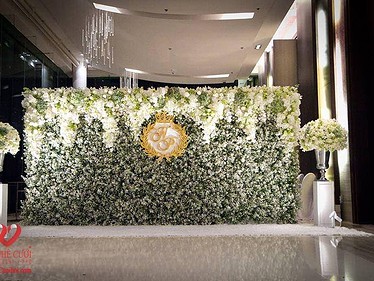 Backdrop chụp ảnh tiệc cưới