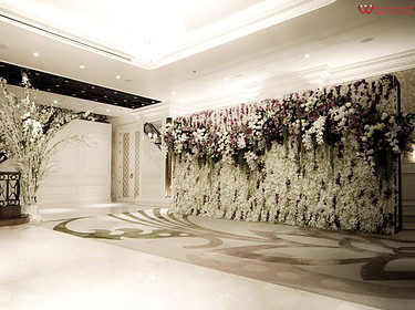Backdrop Hoa Tươi Luxury Wedding 01