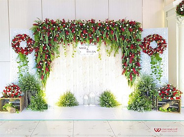 Trang Trí Backdrop Tiệc Cưới Nhà Hàng Tiệc Cưới Adora (2)