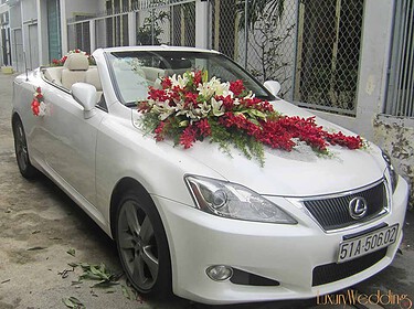 Cho thuê xe cưới - Lexus IS250