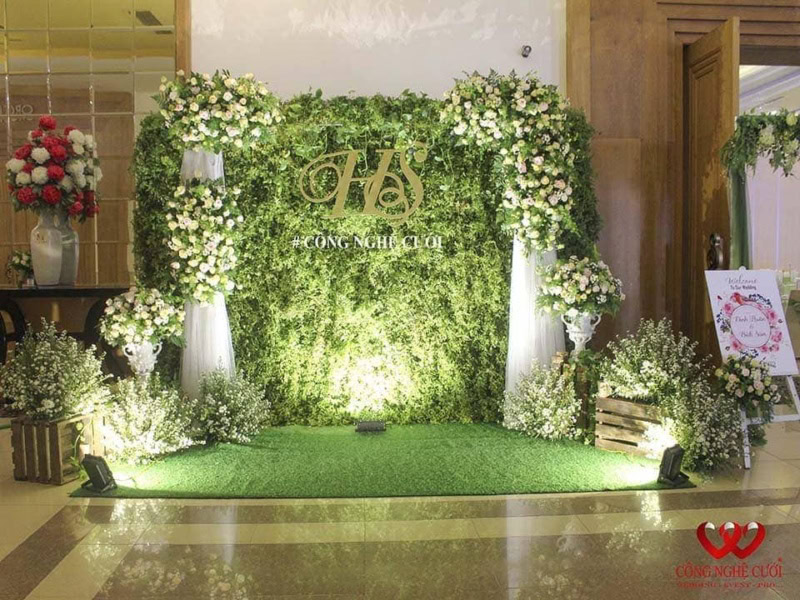 Trang trí backdrop chụp ảnh tiệc cưới