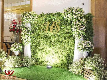 Trang trí backdrop chụp ảnh tiệc cưới