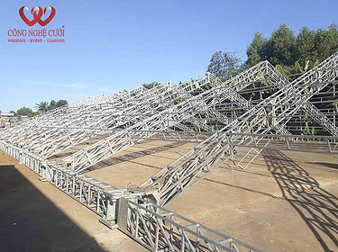 Cho thuê nhà bạt đám cưới và tổ chức sự kiện