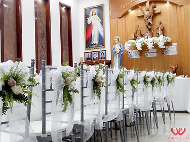 Trang Trí Lễ Gia Tiên Công Giáo (1)