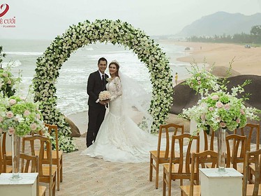 Cổng hoa tươi đám cưới đẹp