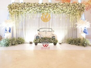 Trang trí backdrop chụp ảnh đám cưới tông trắng