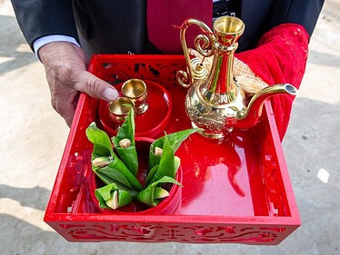 Bộ khay trầu têm và rượu lễ