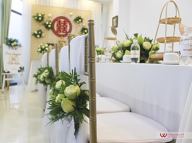 Trang Trí Lễ Gia Tiên Hoa Sen Trắng