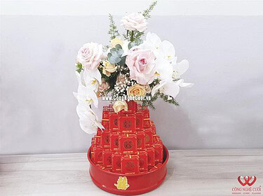 Mâm quả bánh xu xê xếp tháp kết hoa