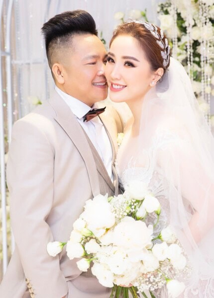 Ca sĩ Bảo Thy trong ngày cưới