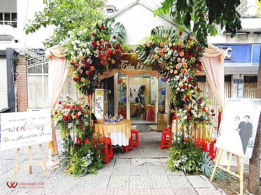 Cổng Hoa Cưới Lễ Tân Hôn Màu Cam đỏ (2)