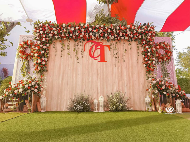 Backdrop Cưới Tông đỏ
