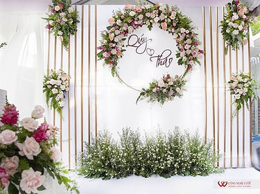 Trang Trí Sân Khấu Tiệc Cưới Tại Nhà (5)