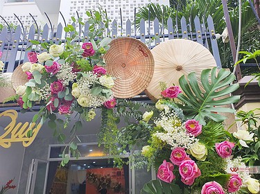 Trang Trí Cổng Hoa Sen đám Cưới (4)
