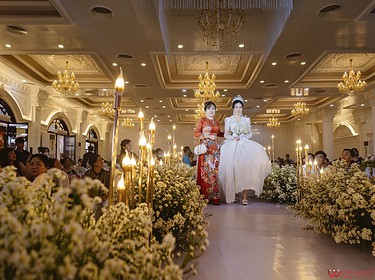 Trang Trí Hoa Lối đi Sân Khấu Tiệc Cưới (8)