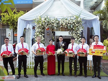 Trang Trí Nhà Lễ Gia Tiên Tông Màu Trắng (10)