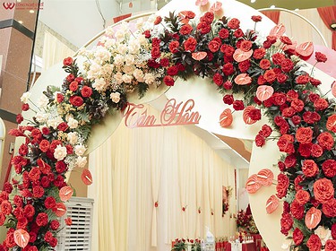 Trang Trí Cổng Hoa Tươi Tiệc Cưới, Dịch Vụ Cưới Hỏi Sang Trọng TP (3)