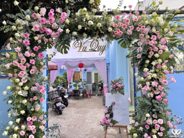 Cổng Hoa Tông Hồng Lễ Vu Quy