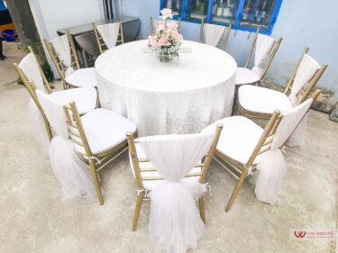 Bàn Tròn ghế Tiffany cưới hỏi sự kiện