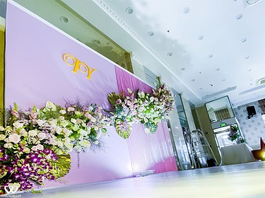 Trang Trí Backdrop Chụp ảnh Tiệc Cưới Nhà Hàng Ái Huê (4)