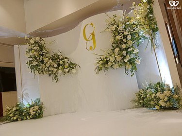 Trang Trí Phông Chụp ảnh Tiệc Cưới Tông Trắng (3)
