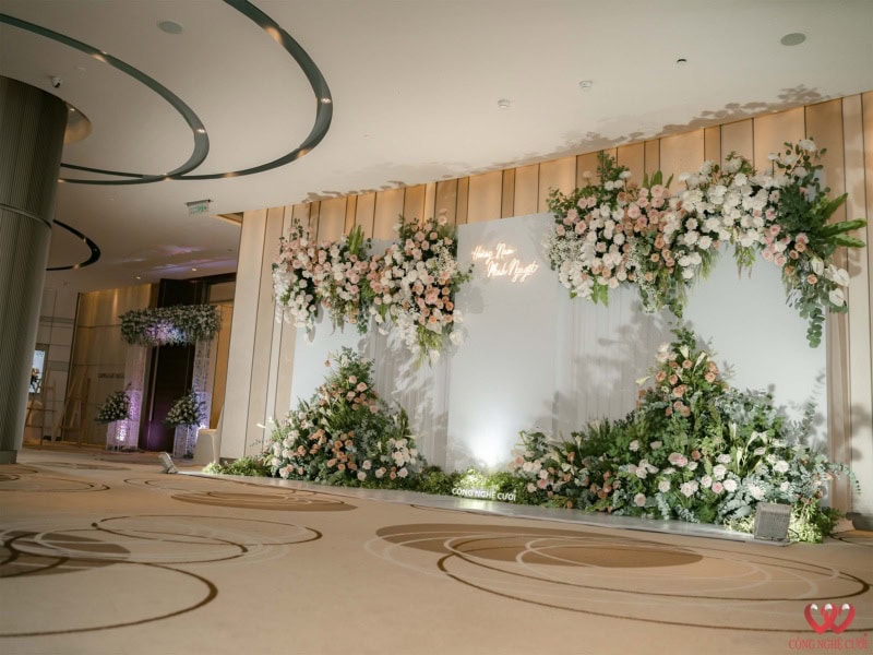 Trang Trí Backdrop Tiệc Cưới Tại Nikko Hotel SaiGon (5)