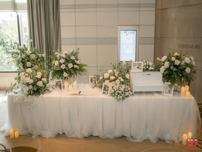 Trang Trí Bàn Gallery Tiệc Cưới Tại Nikko Hotel SaiGon (8)