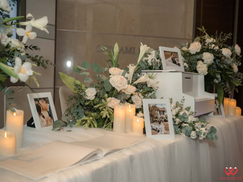 Trang Trí Bàn Gallery Tiệc Cưới Tại Nikko Hotel SaiGon (9)