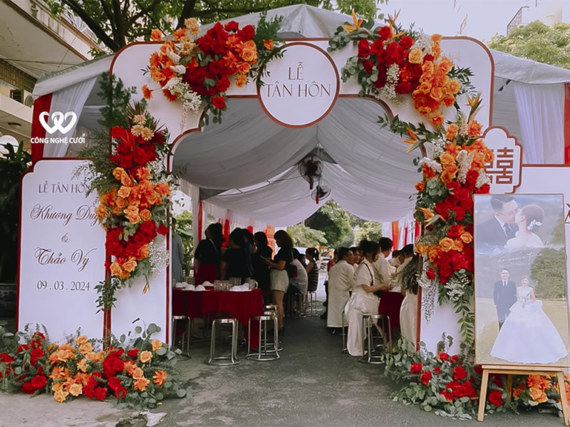 Trang Trí Cổng Hoa Lễ Gia Tiên