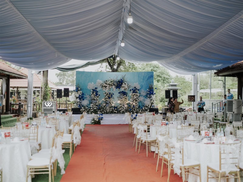 Trang Trí Backdrop Sân Khấu Tại Nhà Tông Xanh