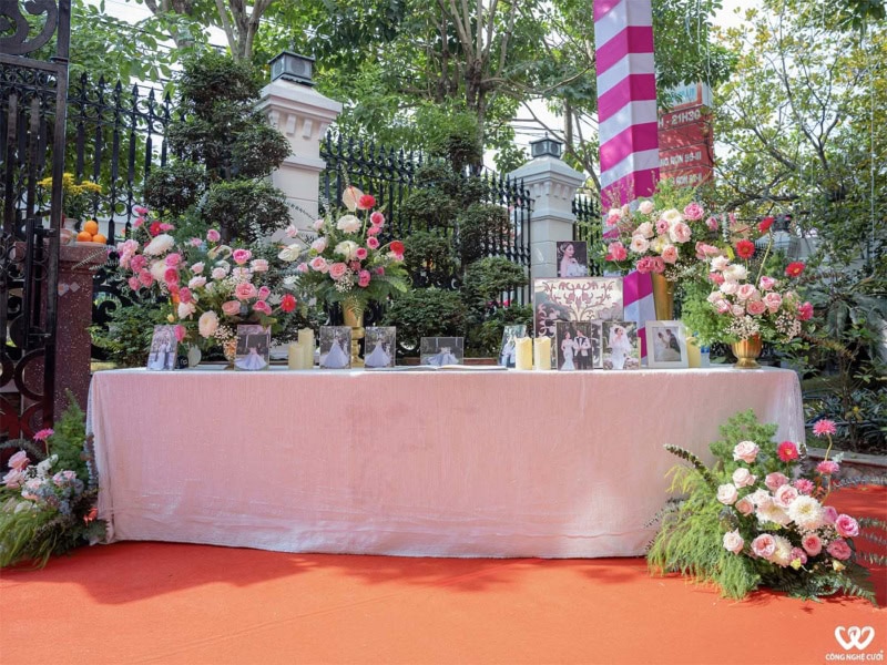 Bàn Gallery đám Cưới (1)