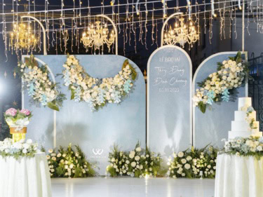 Backdrop Sân Khấu đám Cưới Tổ Chức Tại Tư Gia