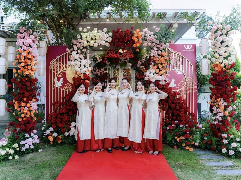 Cổng Hoa Lễ đính Hôn