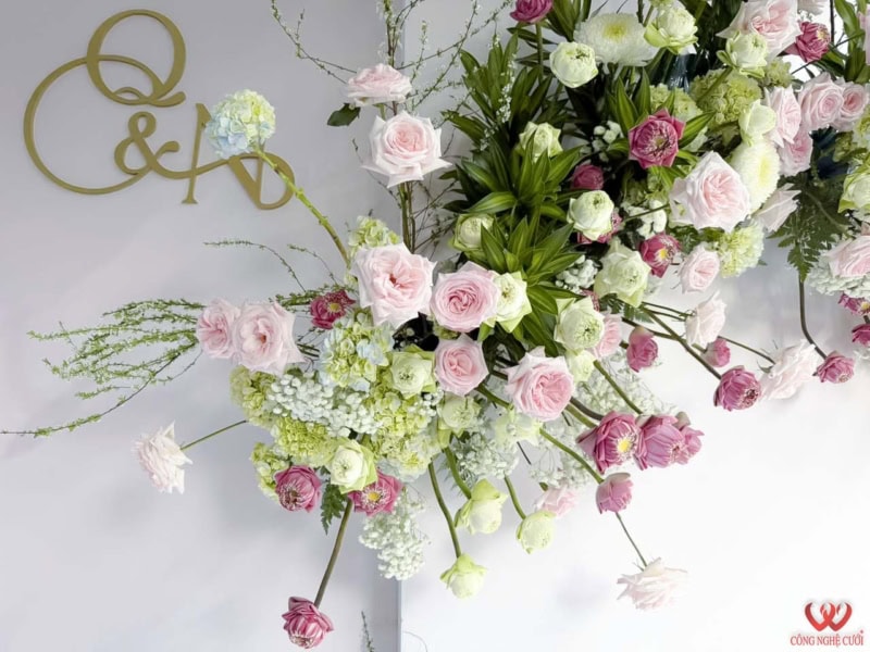 Backdrop đám Cưới Hoa Sen Mix Hoa Hồng